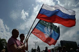 Lãnh đạo Donetsk và Lugansk tuyên bố muốn gia nhập Nga
