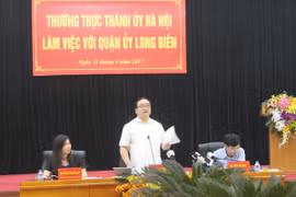 Bí thư Thành ủy Hà Nội: Người dân làm kinh tế vỉa hè phải đảm bảo đúng quy định