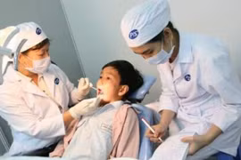 Giật mình: Gần 97% người trên 18 tuổi mắc bệnh quanh răng
