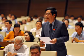 Chất vấn: 40 doanh nghiệp phản ứng, Bộ trưởng nói "vẫn chưa phải đa số"