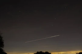 Vệt sáng của tên lửa Nga khiến nhiều người Mỹ tưởng là mưa sao băng 