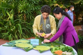 Nhà thiết kế Nguyễn Minh Công làm Đại sứ "Lễ hội bánh dân gian Nam Bộ"