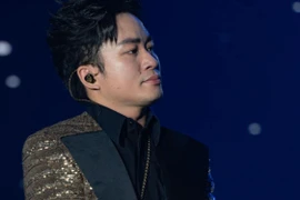 Trước tình hình thiên tai bão lũ, Tùng Dương hoãn ra mắt MV mới 