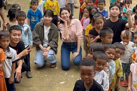 Thuỳ Tiên và Quang Linh sát cánh hoàn thành dự án ý nghĩa tại Quảng Nam