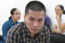 Xin giảm hình phạt vì... con nhỏ 