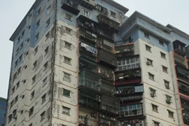 Hiểm họa từ "chuồng cọp" chung cư