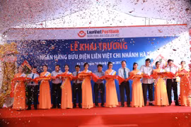 Khai trương chi nhánh tại Hà Tĩnh, LienVietPostBank chính thức hiện diện tại 63 tỉnh, thành phố
