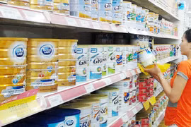 Yêu cầu 6 doanh nghiệp sữa lớn giải trình việc tăng giá