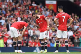 Thua sốc tại Old Trafford, M.U lâm vào khủng hoảng
