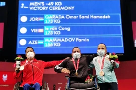 Nặng hơn đối thủ 0,1kg, lực sỹ Việt Nam mất HCV Paralympic