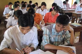 Gấp rút chuẩn bị cho kỳ thi tốt nghiệp 