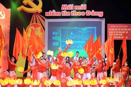 Đập tan âm mưu chống phá Đảng trên lĩnh vực tư tưởng, đạo đức