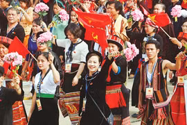 Con người luôn là trung tâm trong tiến trình phát triển ở Việt Nam 