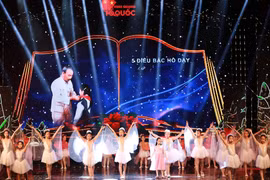 Vinh quang Tổ quốc