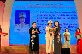 Người nữ chỉ huy quyết liệt và đam mê với công việc 