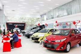 Cuộc “chạy nước rút” cuối cùng sau cú “bẻ lái” ngoạn mục của thị trường ô tô