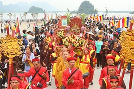 Lợi dụng tôn giáo để chống phá Việt Nam chỉ chuốc lấy thất bại 