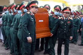 Xúc động Lễ viếng và truy điệu 13 liệt sĩ hy sinh khi tìm kiếm cứu nạn tại thủy điện Rào Trăng 3 