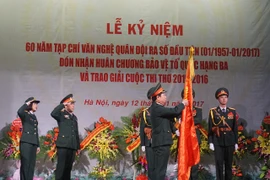 Tạp chí Văn nghệ Quân đội đón nhận Huân chương Bảo vệ Tổ quốc Hạng Ba