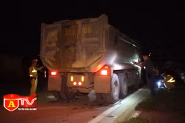 Tổ công tác đặc biệt xử lý xe quá tải trên địa bàn TP Hà Nội