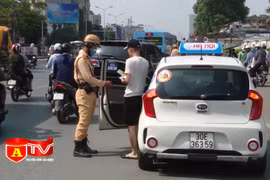 Hà Nội tổng kiểm tra hoạt động xe taxi