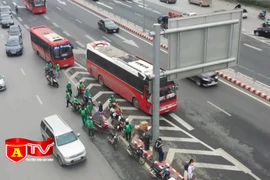 Hà Nội lập 57 "chốt" phân luồng, chống ùn tắc dịp lễ 30-4