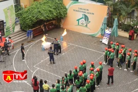 Đưa kỹ năng PCCC vào học đường