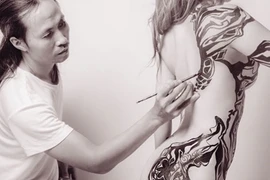 Họa sỹ bị người mẫu tố hiếp dâm: Bị chửi bới, phỉ báng còn là nhẹ