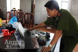 Máu tham của gã sinh viên năm thứ 3 Đại học