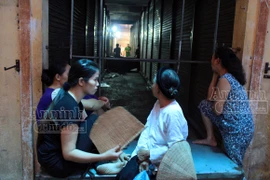 Hàng trăm tiểu thương tán loạn vì "bà hỏa"