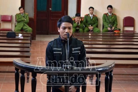 "Ăn trái cấm" của vợ vẫn bị đi tù