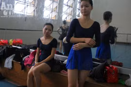 “Đột nhập” nơi tôi luyện vũ công