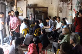 Bố nghi phạm tự đào huyệt chôn mình khi biết con trai là kẻ giết người