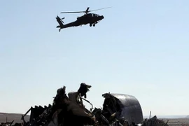 Anh: Khả năng IS gài bom trên máy bay Nga bị rơi ở Ai Cập là rất cao 