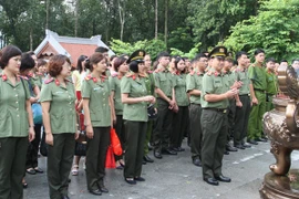 Công đoàn CATP Hà Nội về nguồn