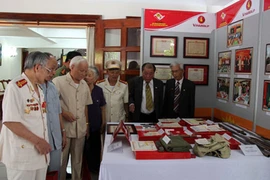 Đánh thức một thời hào hùng 