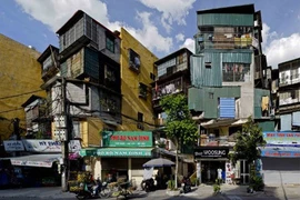 "Nét thơ" của những khu nhà tập thể