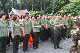 Công đoàn CATP Hà Nội về nguồn