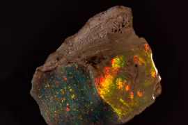 Viên ngọc thô "Ngọn lửa của nước Úc" lần đầu được tiết lộ sau 60 năm