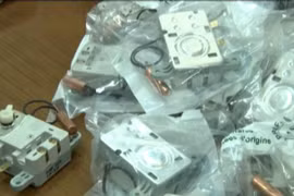 Triệt phá đường dây làm giả bộ ổn định nhiệt bình nóng lạnh nhãn hiệu AMTs, Ariston