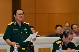 Quân nhân chuyên nghiệp sẽ có cấp hàm cao nhất là Thượng tá