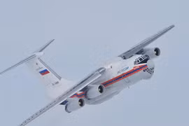 Ukraine đóng cửa không phận với máy bay Nga chở hàng viện trợ tới Syria