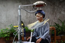 Phát minh "3 trong 1": Máy gội đầu, massage, sấy khô chỉ trong… 5 phút