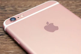 Người đầu tiên sở hữu chiếc iPhone 6S màu vàng hồng?