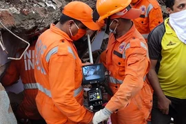 Ấn Độ: Tòa chung cư mới xây 6 năm đã đổ sập, dấu hỏi về chất lượng công trình 