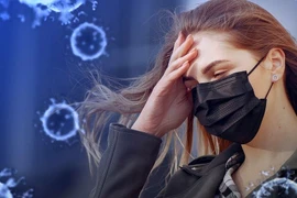 Dấu hiệu nhiễm Covid-19: Không chỉ sốt, ho, khó thở…