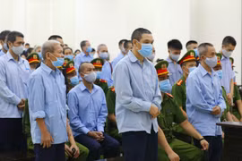 Xét xử vụ án giết người và chống người thi hành công vụ tại xã Đồng Tâm, huyện Mỹ Đức, TP Hà Nội: Các bị cáo xin được khoan hồng và tha thứ