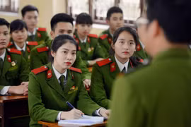 Thiết thực vận dụng lời dạy của Bác về huấn luyện cán bộ trong Công an nhân dân 