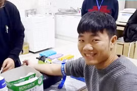 Xuân Trường chính thức là người của Gangwon sau cuộc kiểm tra y tế