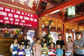 Tuyên dương con em cán bộ chiến sỹ có thành tích cao trong học tập